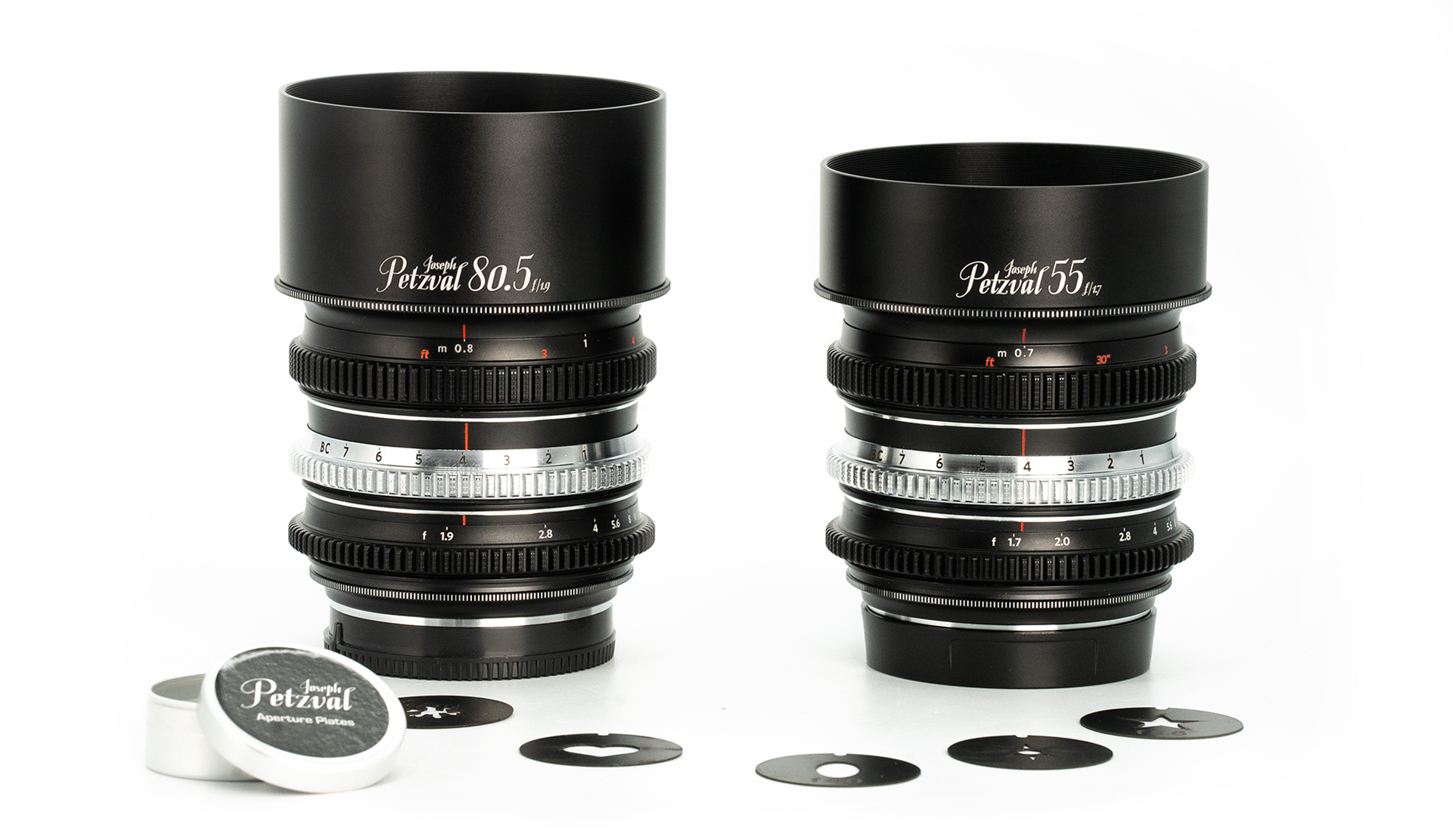 Full set of Lomography Petzvall mirrorless cine lenses displayed on a white background, including 55mm 80,5mm focal lengths with E-mount capability.