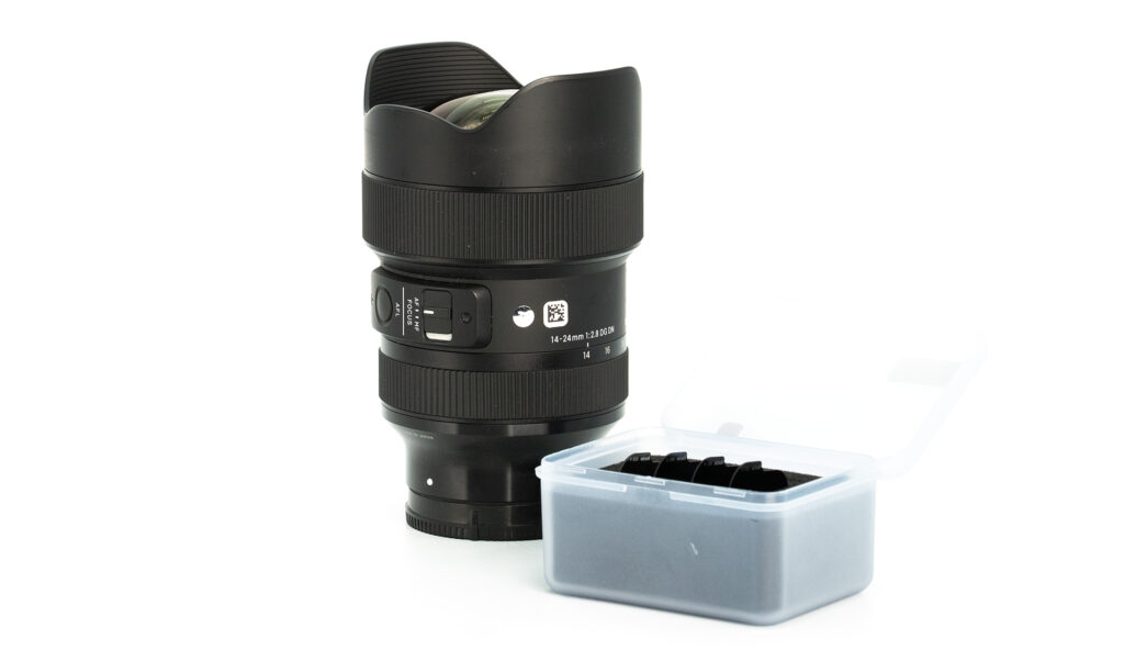 SIGMA Art DG ND Camera lens with storage container