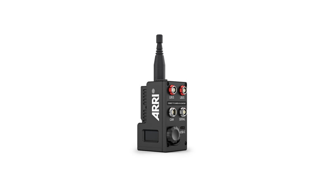 ARRI RIA 1 Funk-Schnittstellenadapter für die drahtlose Steuerung von Kamera und Objektiv mit Hi 5, cforce-Motoren, LBUS und ARRI ECS-Workflows.
